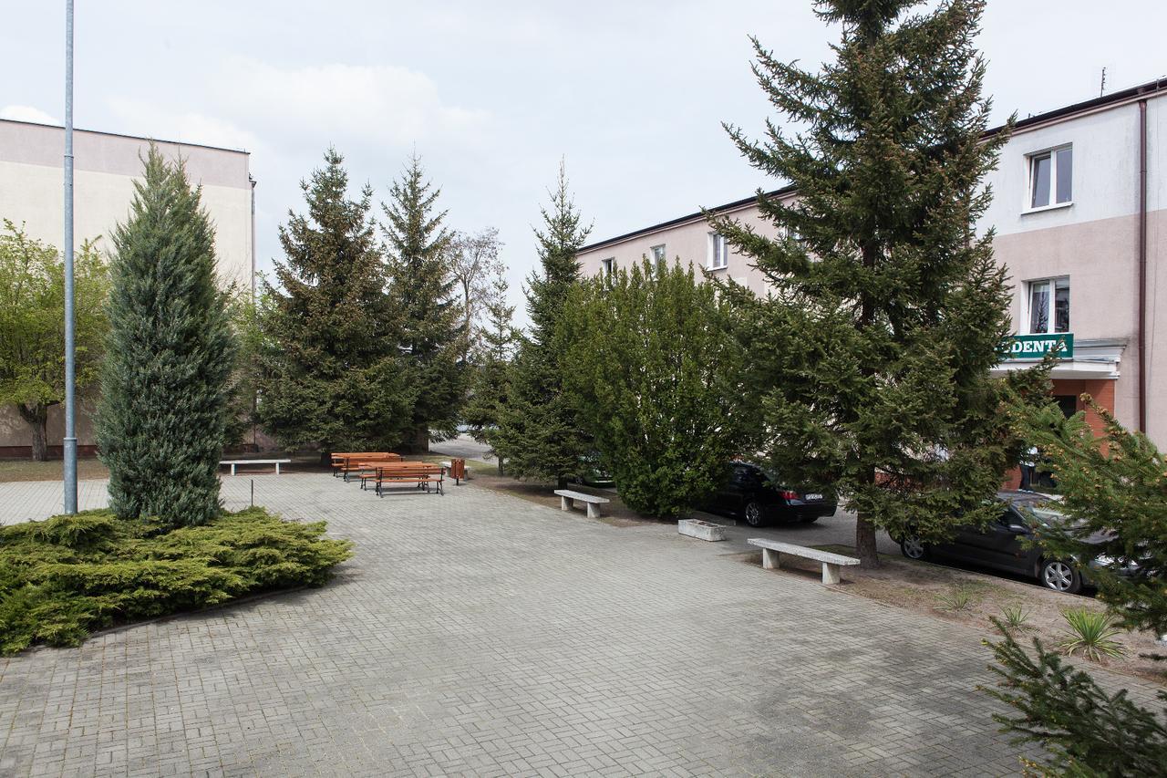 Hostel Dom Studenta Nr 1 Ans W Koninie Konin  Exteriér fotografie